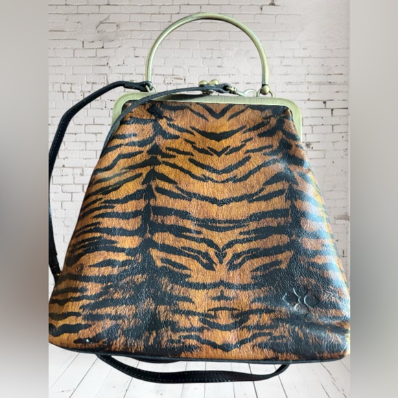 Patricia Nash Rare Tiger Print Kisslock Top Handle & Crossbody - Picture 1 of 11